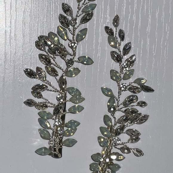 Gorgeous bridal hair accessories to glamorize and elevate your wedding look - Picture 5 of 9